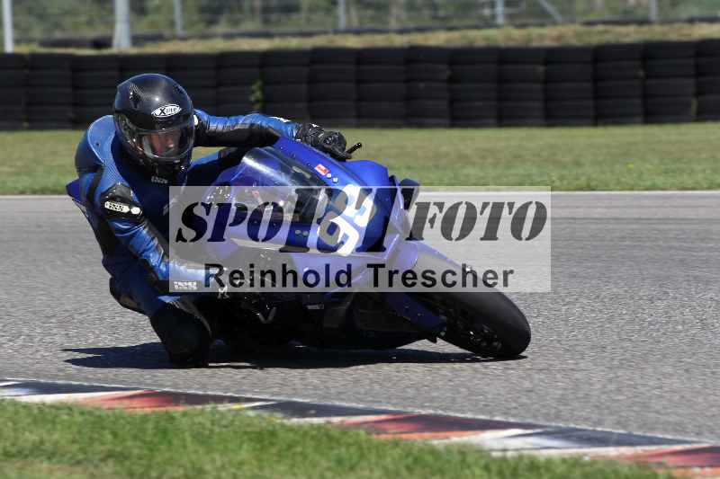 /43 08.08.2025 Discover the Bike ADR/Race 3 rot/99